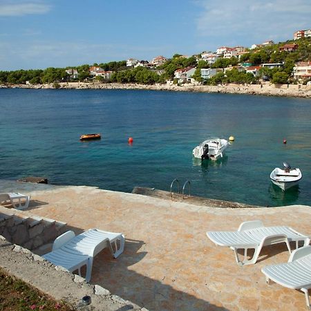 Apartments By The Sea Bilo, Primosten - 8364 Extérieur photo