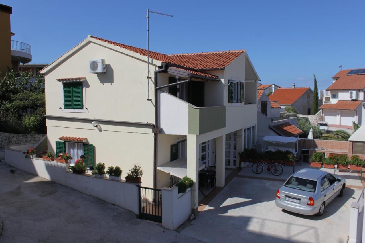 Apartments By The Sea Bilo, Primosten - 8364 Extérieur photo