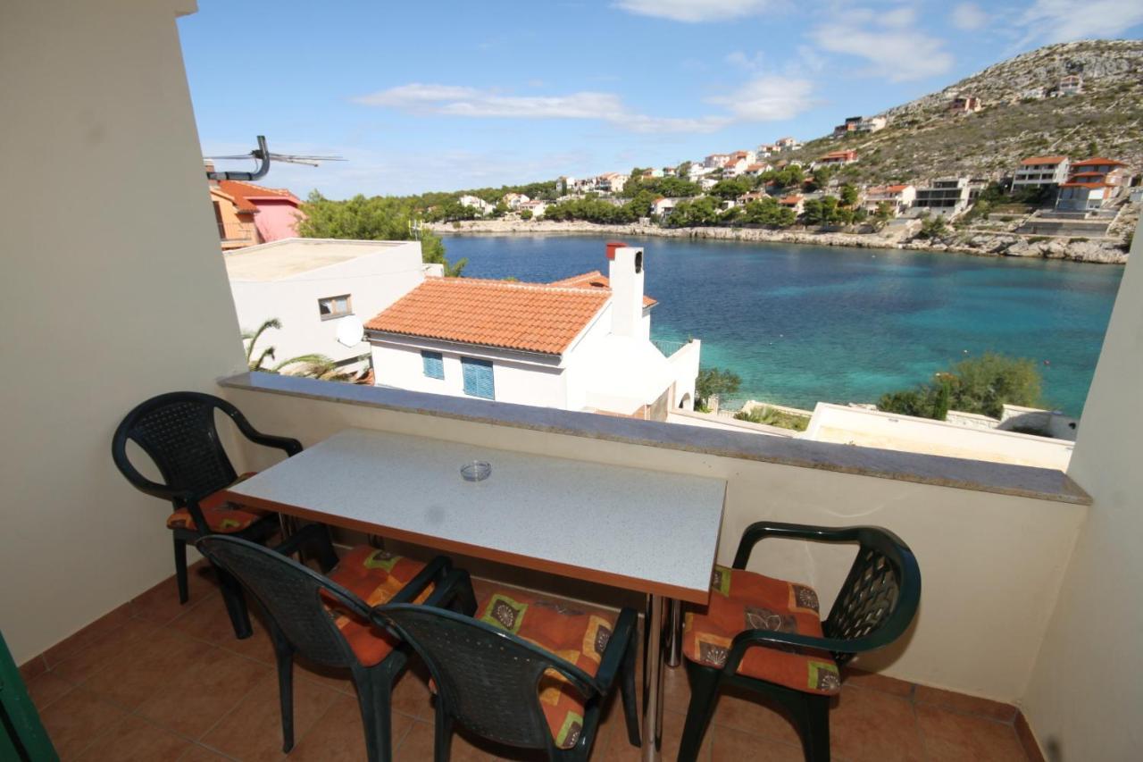 Apartments By The Sea Bilo, Primosten - 8364 Extérieur photo