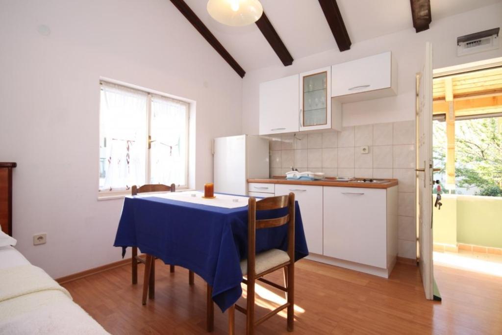 Apartments By The Sea Bilo, Primosten - 8364 Extérieur photo
