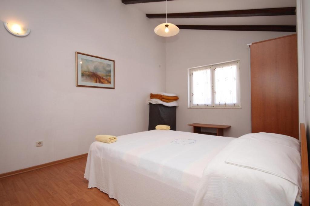 Apartments By The Sea Bilo, Primosten - 8364 Chambre photo